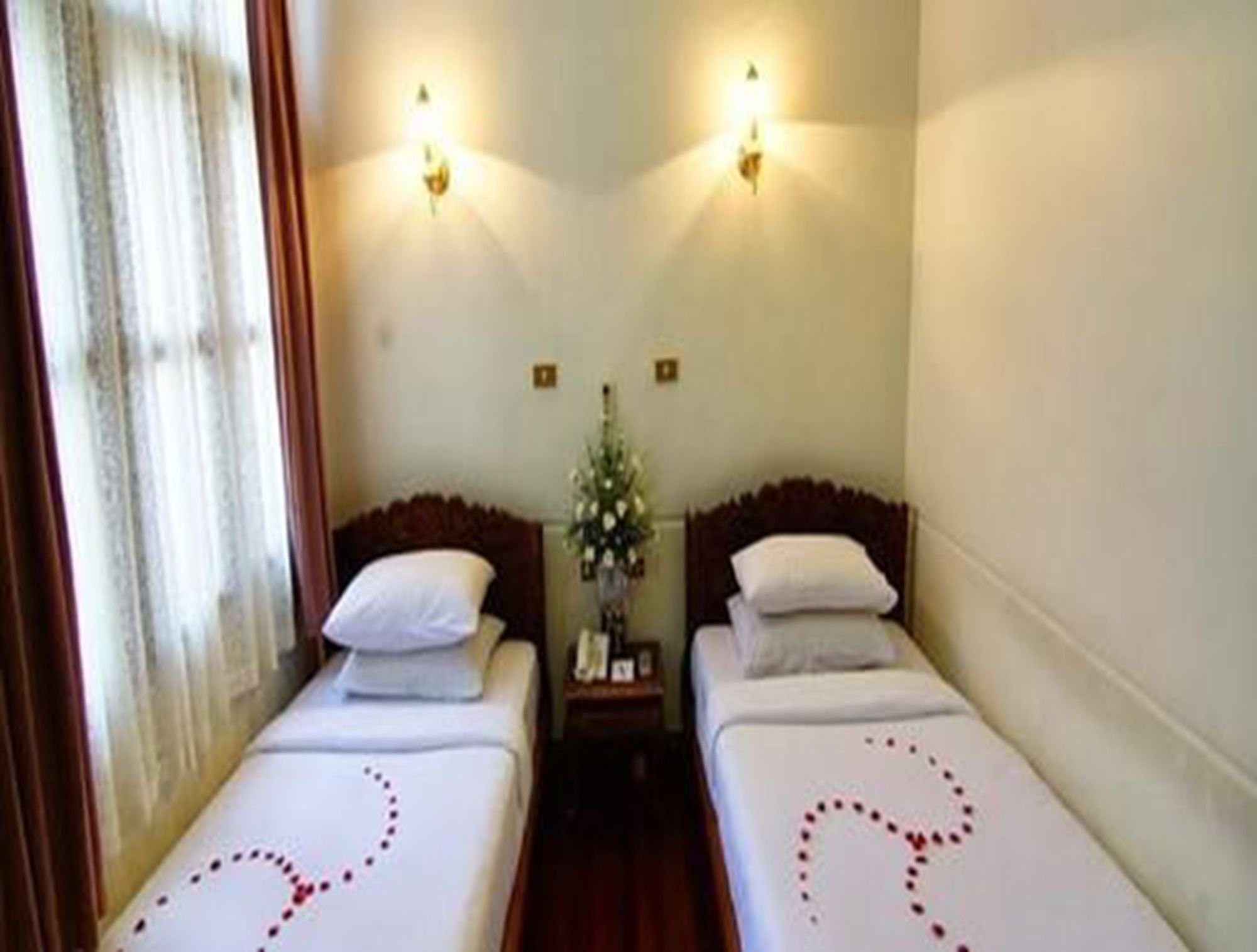 Mandalay View Inn ภายนอก รูปภาพ