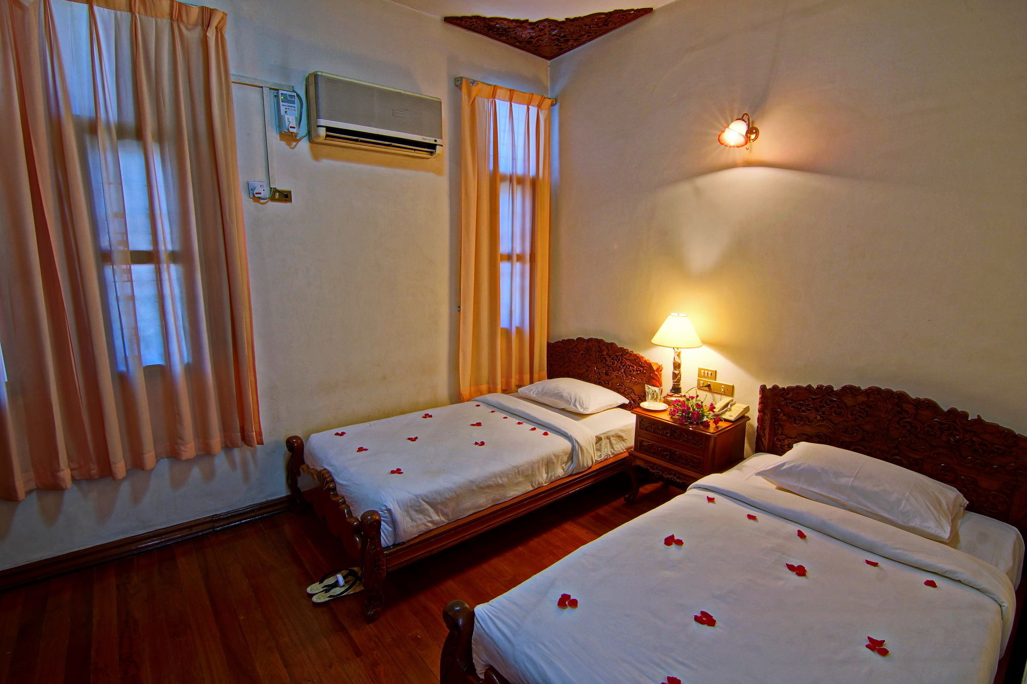 Mandalay View Inn ภายนอก รูปภาพ